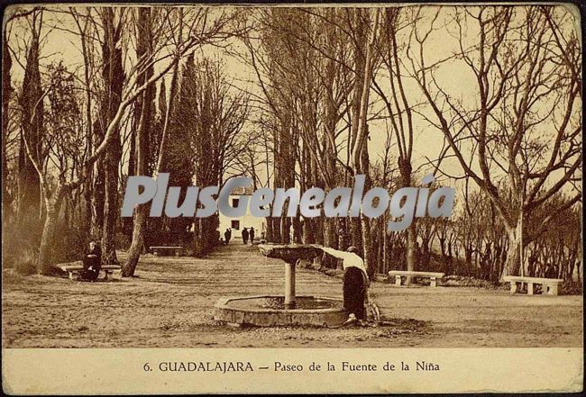 Paseo de la fuente de la niña de guadalajara