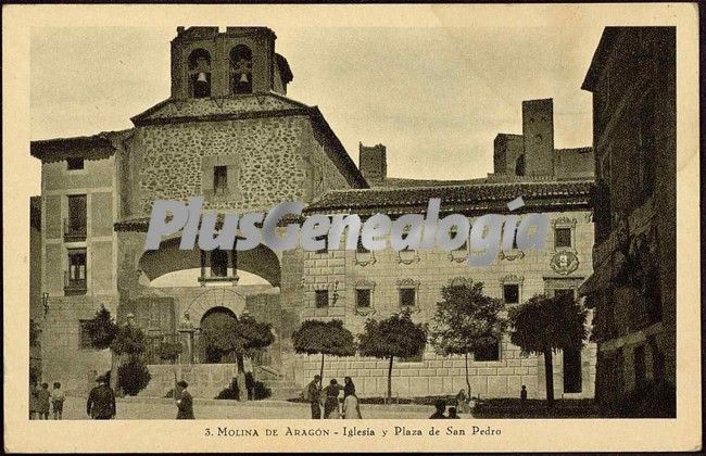 Iglesia y plaza de san pedro de molina de aragón (guadalajara)