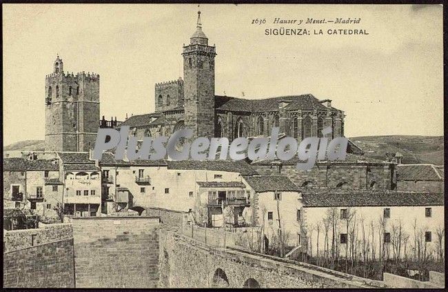 La catedral de sigüenza (guadalajara)