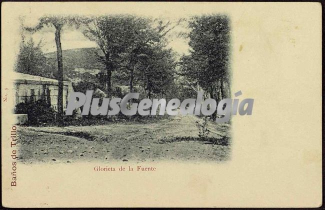 Glorieta de la fuente de trillo (guadalajara)