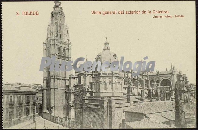 Vista general del exterior de la catedral de toledo