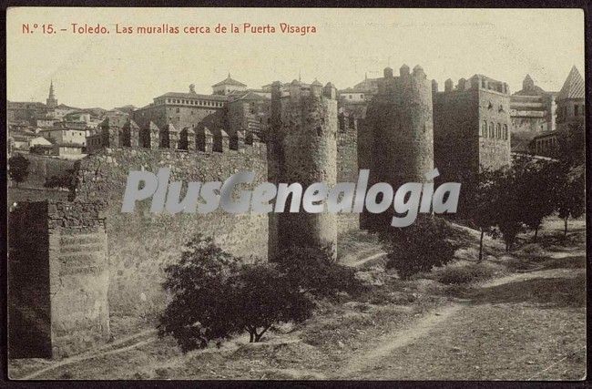 Las murallas de toledo cerca de la puerta visagra