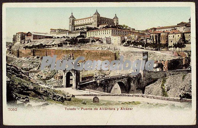 Puente de alcántara y el alcázar de toledo