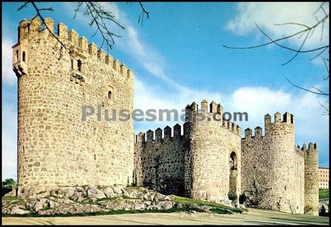 Castillo de san servando en la ciudad de toledo