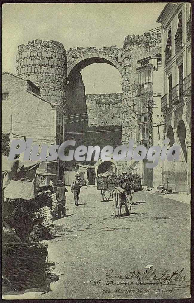 Puerta del alcázar de ávila