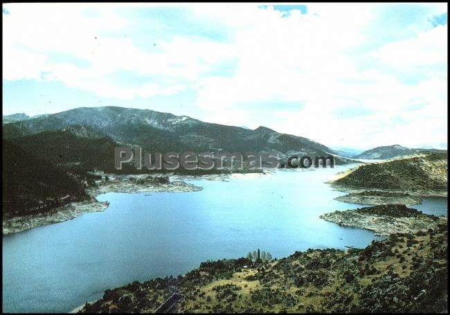 Pantano de el burguillo en el tiemblo (ávila)