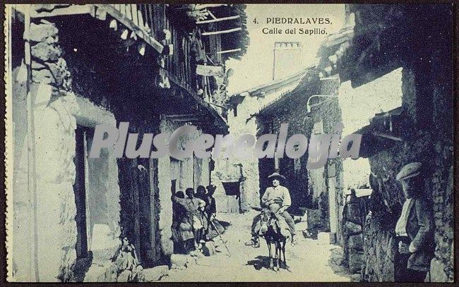 Calle del sapilló de piedralaves (ávila)