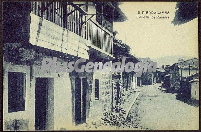 Calle de los rosaires de piedralaves (ávila)