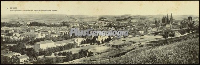 Vista general panorámica de burgos desde el depósito de aguas