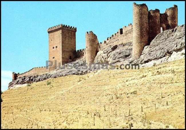 Castillo de peñaranda de duero (burgos)