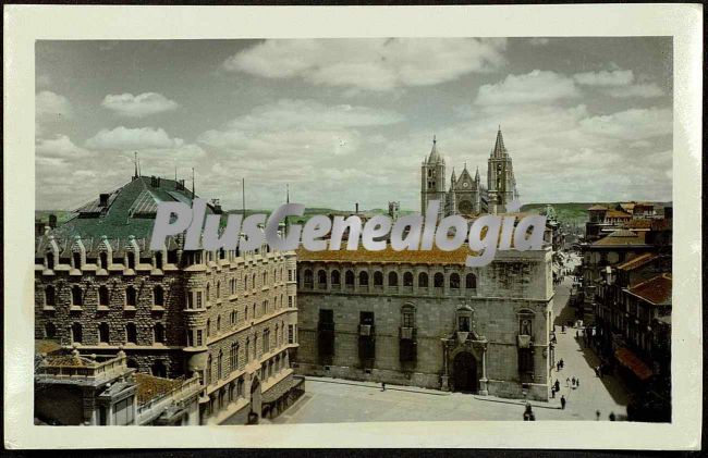 Vista alejada de la catedral de león