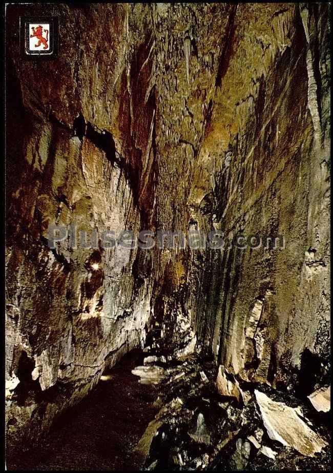 Cuevas de valporquero en vegacervera (león)