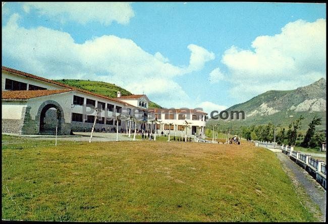 Orfanato de mineros asturianos en villamanin (león)