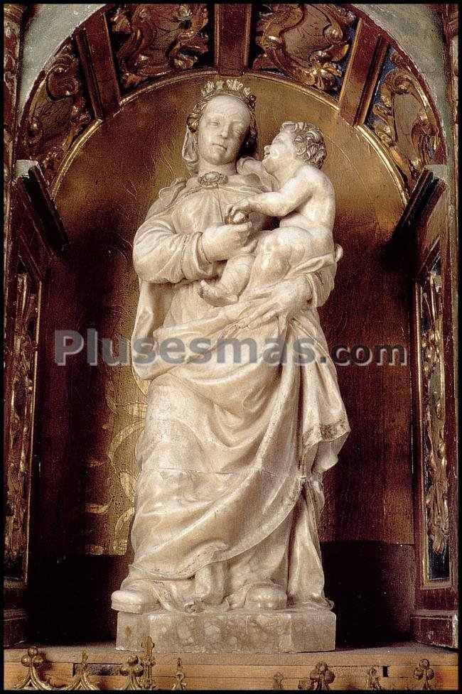 Virgen con niño en la parroquia de capillas (palencia)