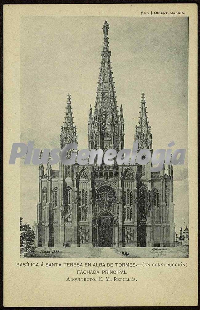 Fachada principal de la basílica a santa teresa de alba de tormes (salamanca)