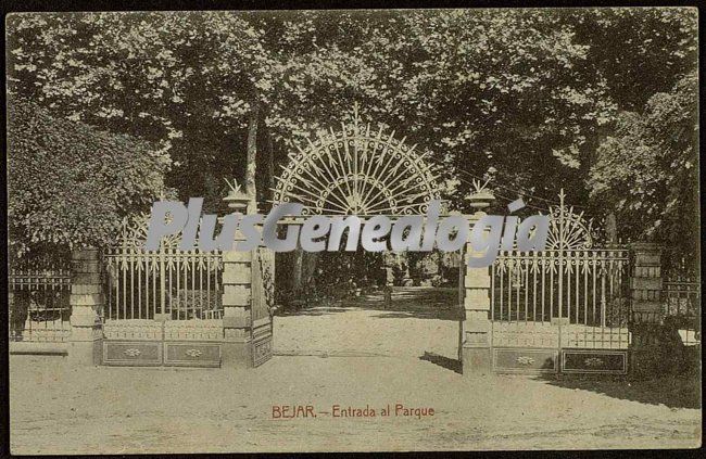 Entrada al parque de bejar (salamanca)