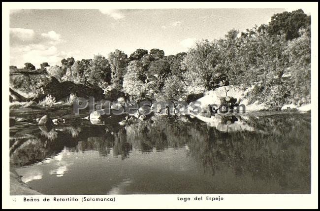 Lago del espejo en los baños de retortillo (salamanca)