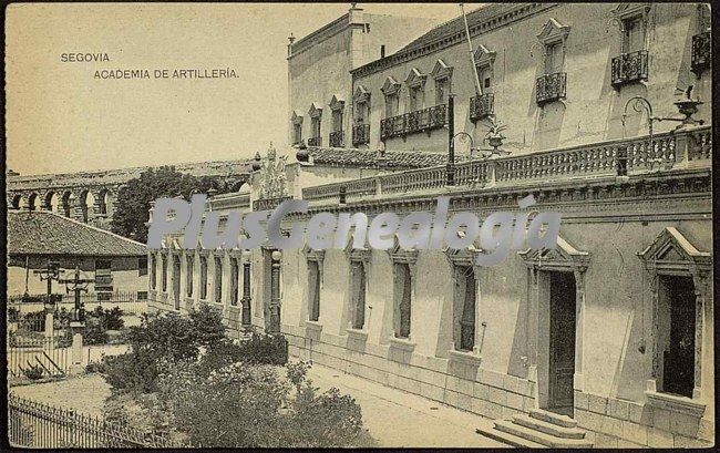 Exterior de la academia de artillería de segovia