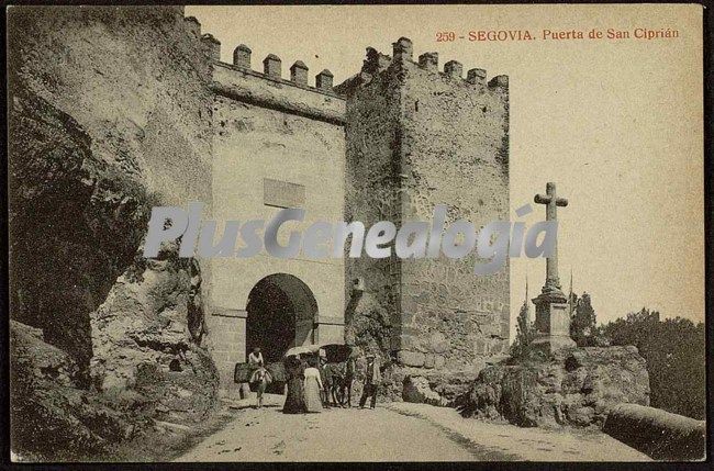 Puerta de san cipriano de segovia