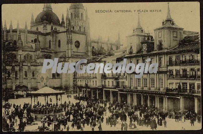 Catedral y plaza mayor de segovia