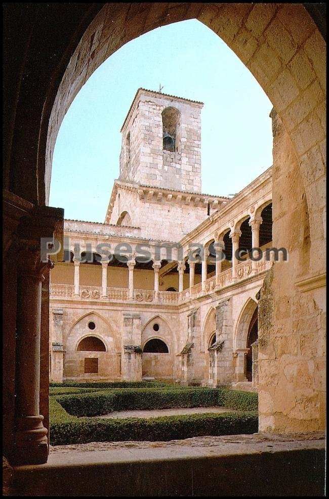 Interior del monasterio cisterciense de santa maría de huerta (soria)
