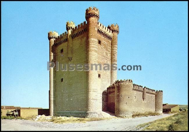 Castillo de fuensaldaña (valladolid)