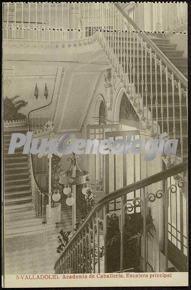 Escalera principal de la academia de caballería de valladolid