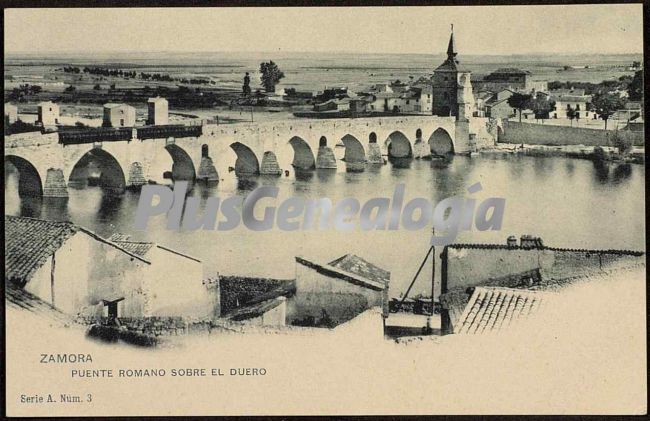 Puente romano sobre el duero a su paso por zamora