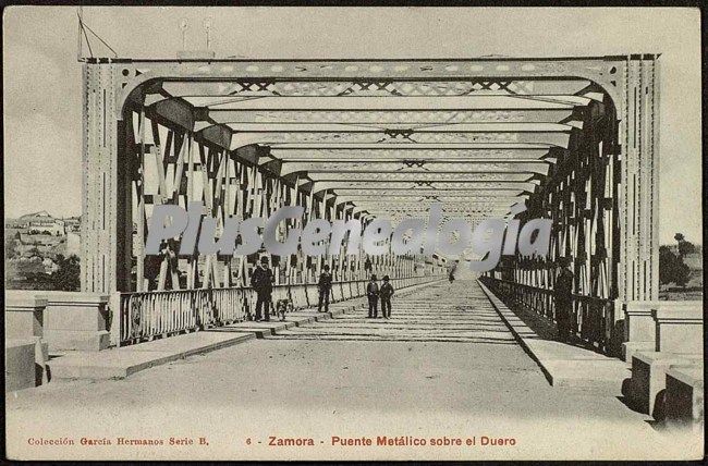 Puente metálico sobre el duero en zamora