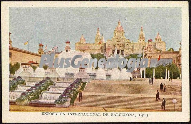 Escaleras del Palacio nacional de Montjuic en Barcelona (1929)