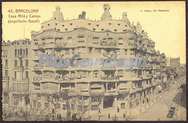 Casa Milá y Camps del arquitecto Gaudí en Barcelona