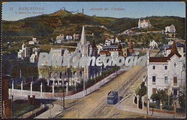 Vista de la Avenida del Tibidabo en Barcelona