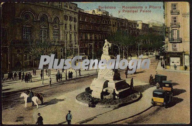 Monumento a Pitarra y Principal Palace en Barcelona