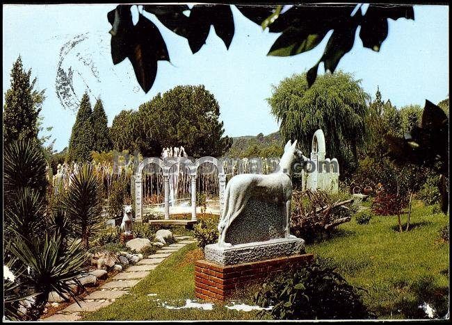 El Trébol del Amor. Parque Museo El Pedregar en Bellaterra (Barcelona)