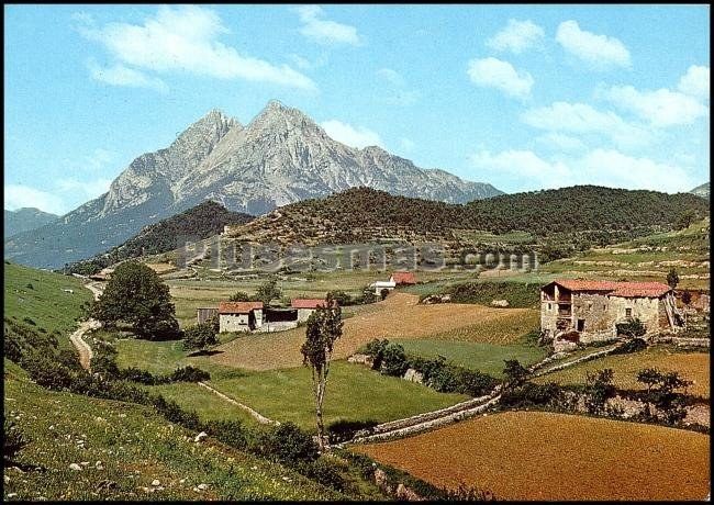 Pedraforca al fondo en Barcelona