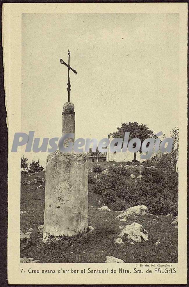 Creu avans d´arribar ai Santuari de Nuestra Señora de Falgas de Pobla de Lillet (Barcelona)