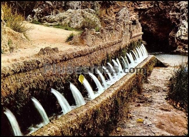 Fuentes y lago de Sant Quinti de Mediona