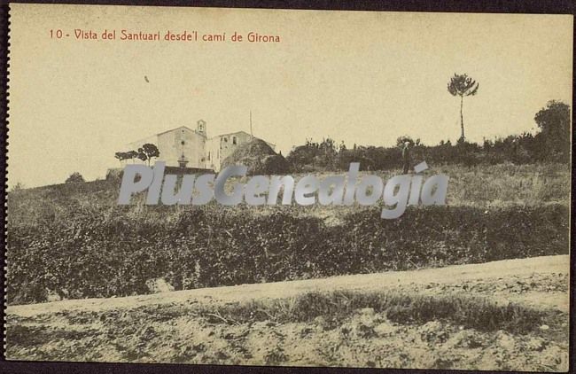 Vista del santuari desde el camí de girona