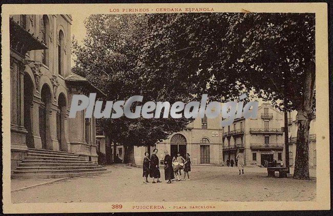 Plaza barcelona de puigcerdá (girona)