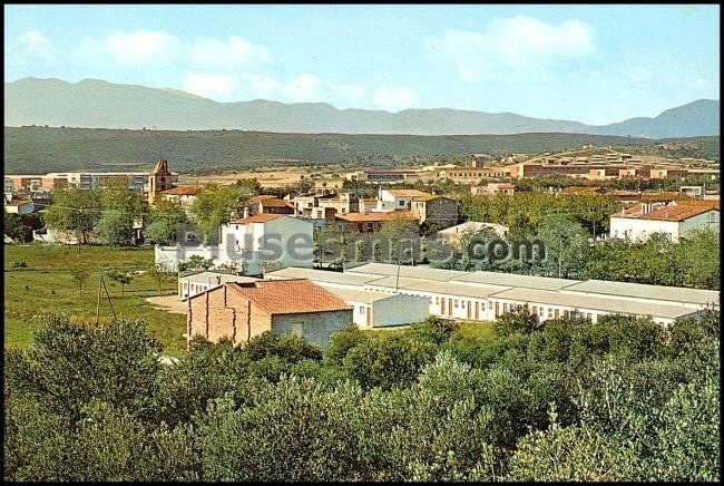 Vista general y campamento al fondo en san clemente sasebas (gerona9