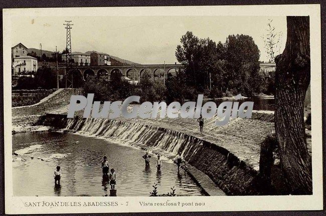 Vista resclosa i pont nou de sant joan de les abadeses (girona)