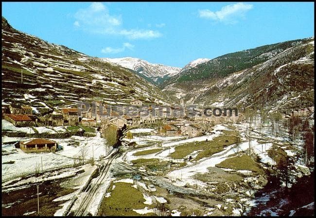 Vista general del pirineo catalán en setcases (gerona)