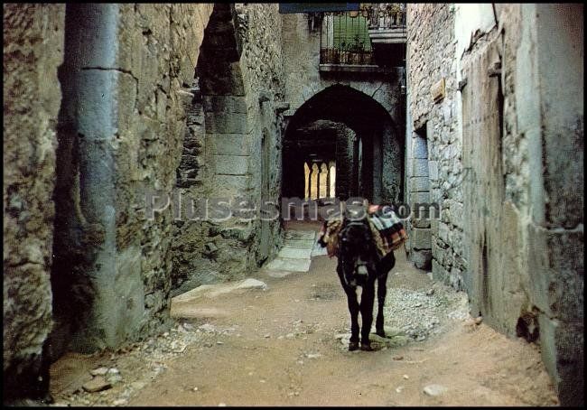 Calle de la goleta y asbalsos de guimera (lérida)