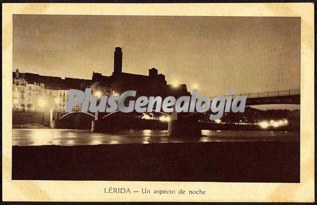 Vista de noche de lleida