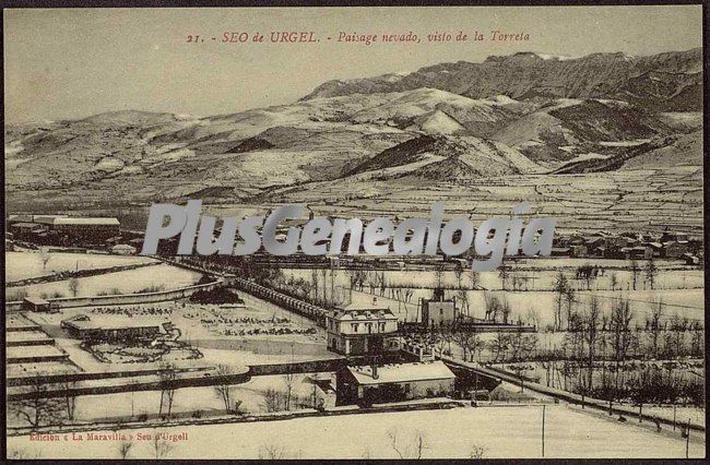 Paisaje nevado de seo de urgel (lleida) visto desde la torreta