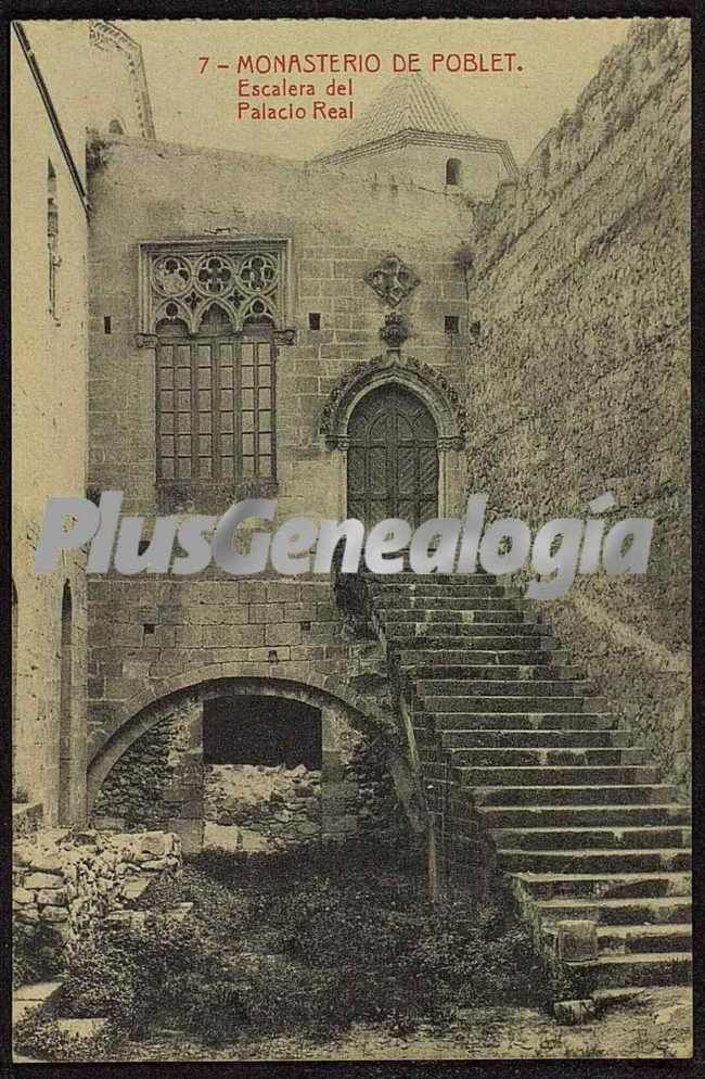 Escalera del palacio real de poblet (tarragona)