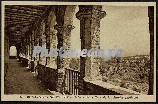 Galería de la casa de los monjes jubilados del monasterio de poblet (tarragona)