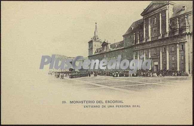 Imagen del entierro de una persona real en el Monasterio de El Escorial (Madrid)