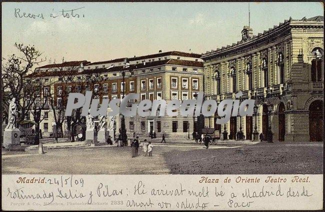 Plaza de Oriente. Teatro Real en Madrid