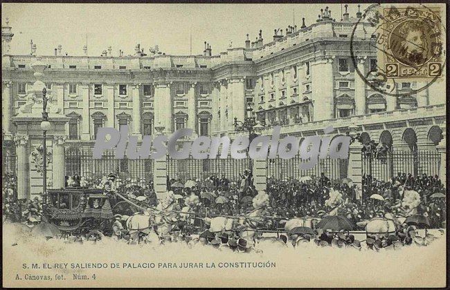 S.M. el Rey saliendo del palacio para jurar la Constitución en Madrid